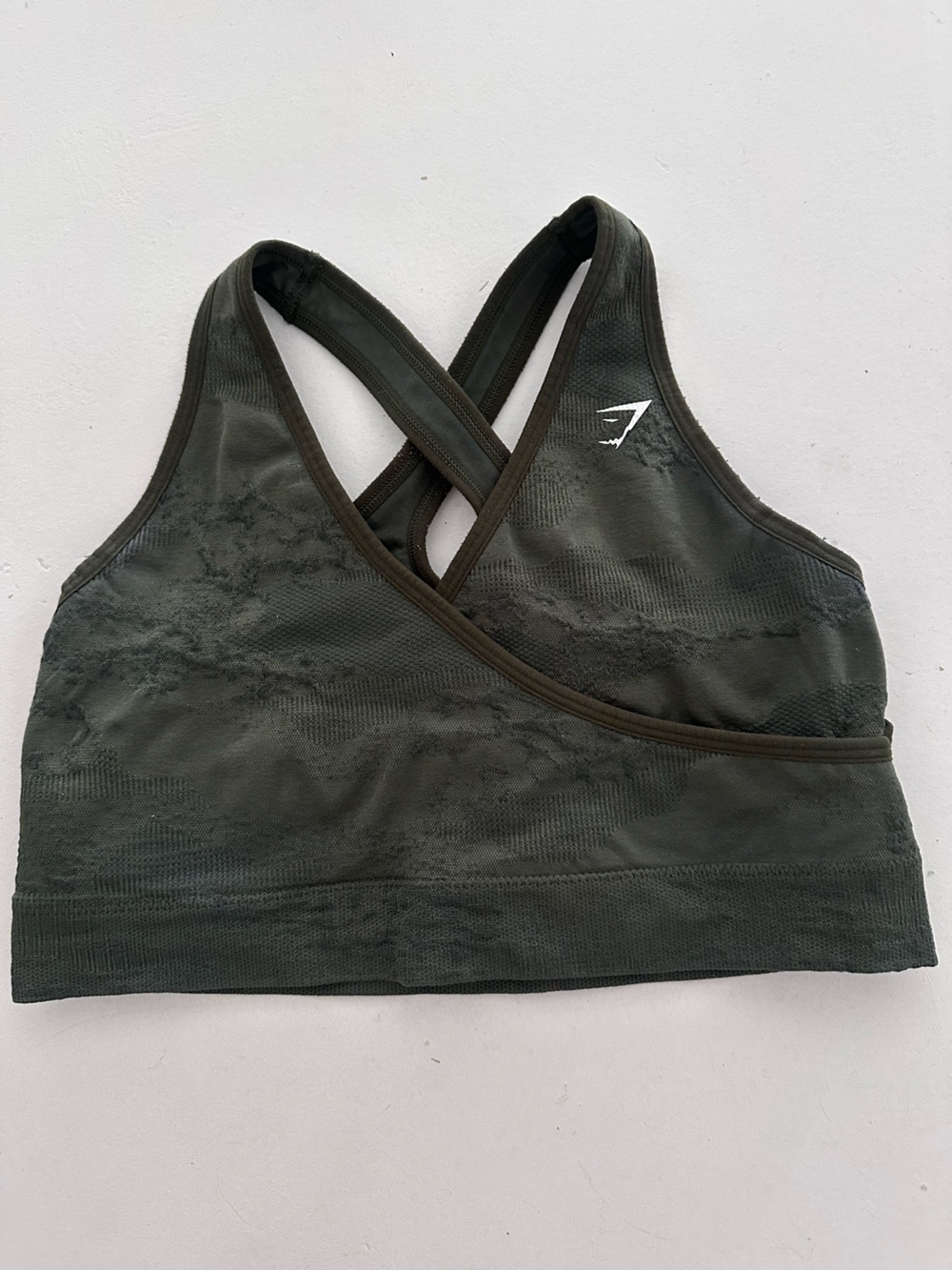 Gymshark Adapt Sports Bra in Camo Seamless dark olive green large